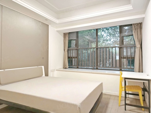 合租·绿地新里城三期 4居室 北卧