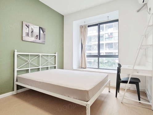 合租·澳龙名城 4居室 北卧