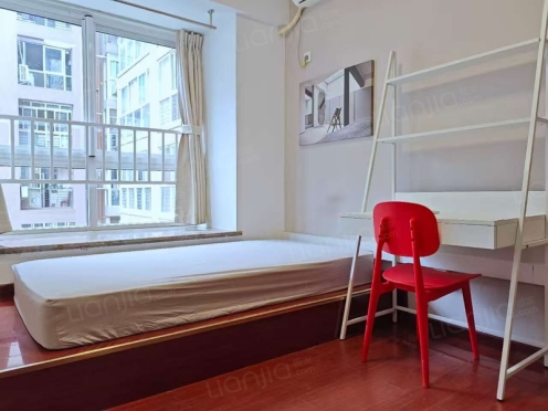 合租·泛林格兰晴天 4居室 西卧