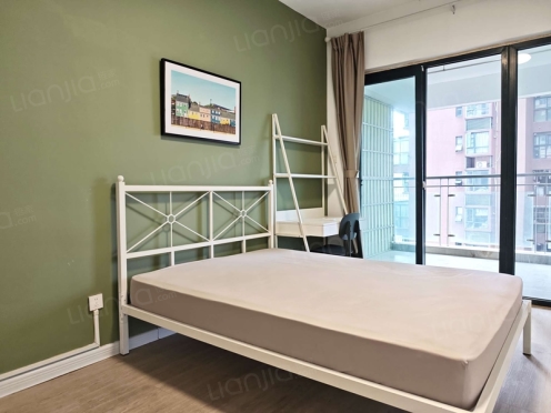 合租·领馆区1号 5居室 东南卧