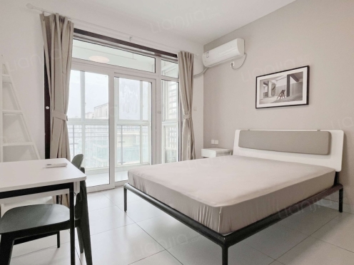 合租·花样年花郡 4居室 北卧