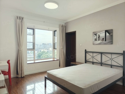 合租·水畔经典 4居室 东南卧