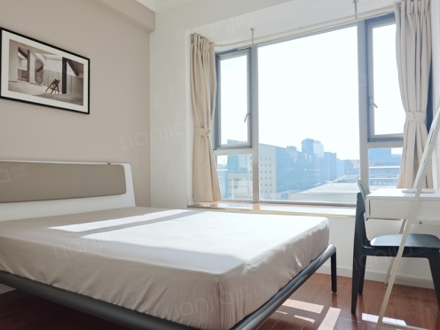 合租·时代晶科名苑 4居室 东卧