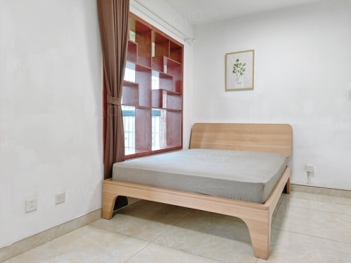 合租·中大君悦金沙六期 3居室 东北卧