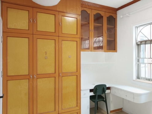 合租·振业梅苑 5居室 西卧