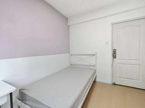 合租·万科四季花城二期 4居室 东卧