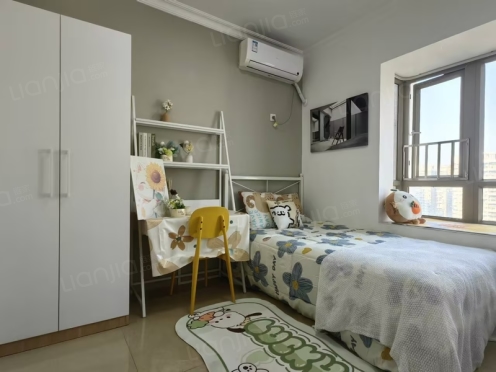 合租·丽晶国际 4居室 南卧