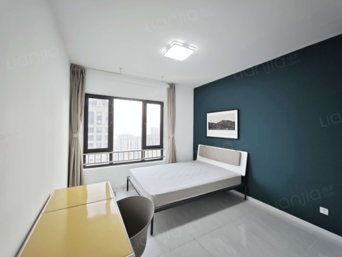 合租·融创臻园二期 4居室 南卧