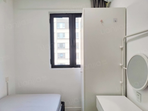 合租·龙湖天璞 4居室 北卧