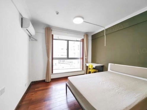 合租·天翔花园 4居室 南卧