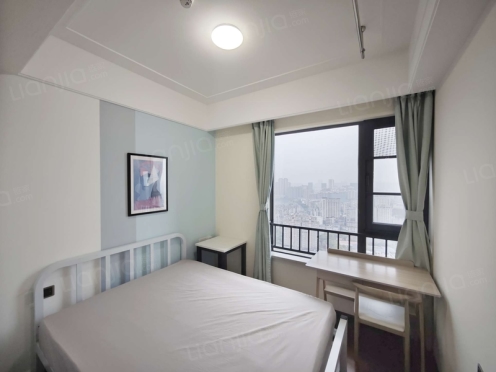 合租·佳兆业广场天御 4居室 南卧