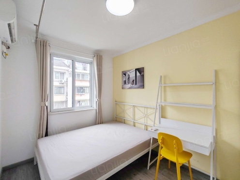 合租·银龙花园三期 3居室 北卧