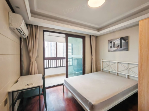 合租·万科翡翠公园 4居室 南卧