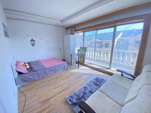 合租·海景御花园 5居室 南卧