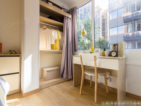 独栋·成都泊寓 泊寓·东郊记忆店 【学生企业员工特惠】整租一居室 无中介可月付 杉板桥地铁口 商场景点旁 环境位置绝佳D+ 开间