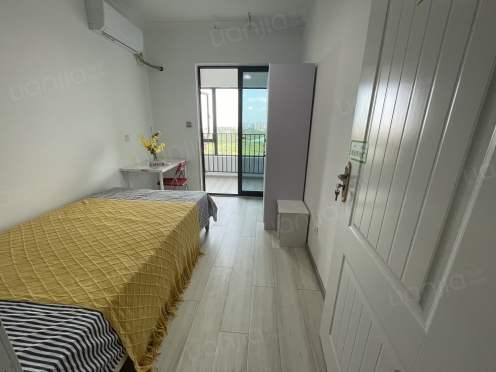 合租·建发中央湾区 4居室 南卧