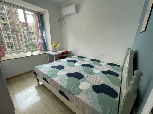 合租·中建天府公馆 4居室 南卧