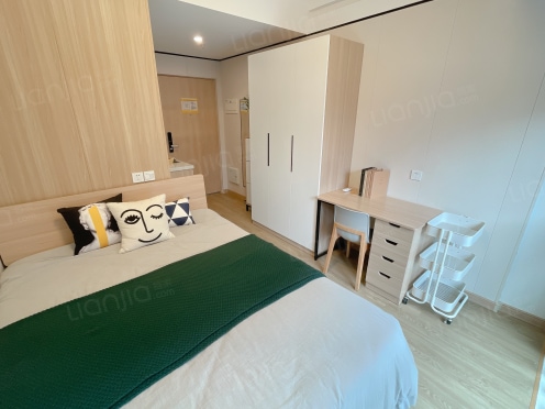 独栋·龙湖冠寓 成都青羊新城店 11月限时特惠 长租价优！ 青羊总部基地园区折扣 妇女儿童中心医院对面100米 无中介可开票！ 开间