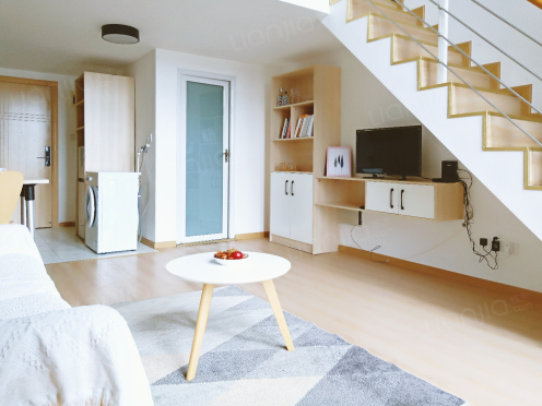 独栋·魔方公寓 新和领航店 魔方会员价 精装loft 无中介费 近三元地铁站 限时特价复式 先到先得 1室1厅