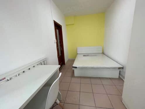 合租·79中万岁公寓 4居室 南卧