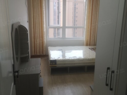 合租·朗诗未来家 4居室 南卧