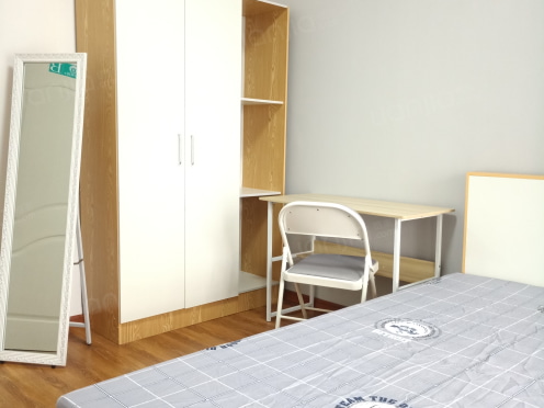 合租·芙华金色海伦 4居室 东南卧