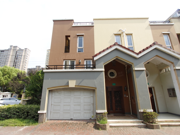 碧林湾(别墅) 3室2厅 20000元