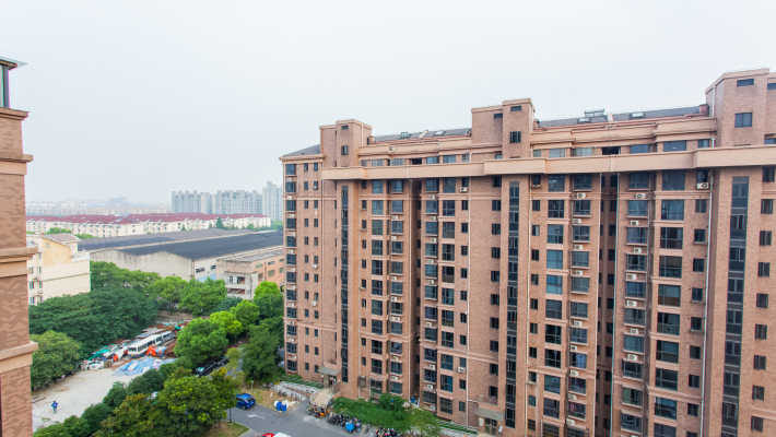 东旺名苑 带车位 楼层佳 位置好 看房随时 靠前滩板块