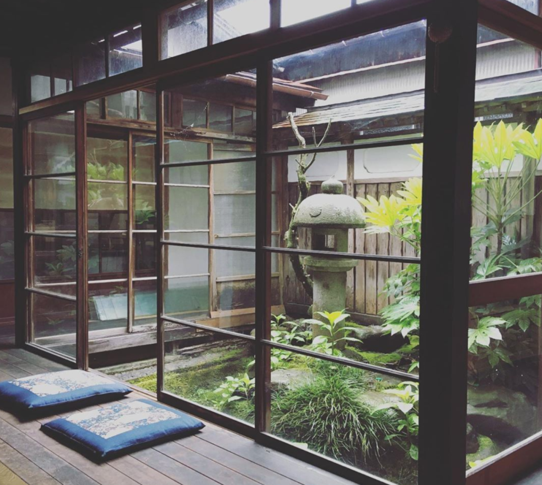 如何打造一个超小的日本庭院?