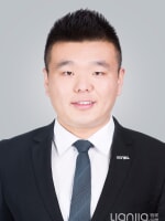 李阳
