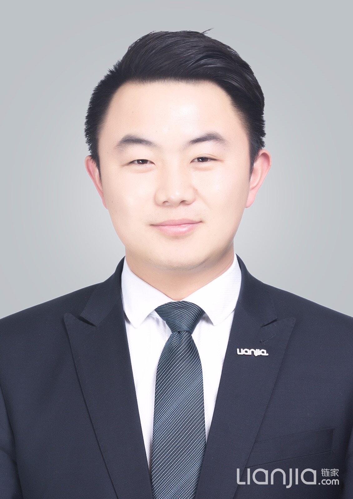 北京房产经纪人贾冬冬