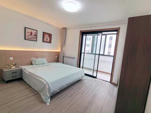 独栋·久拾公寓 逸品华府店 铁路局 省二院 东方红广场 空调 电梯房 三室 3室1厅