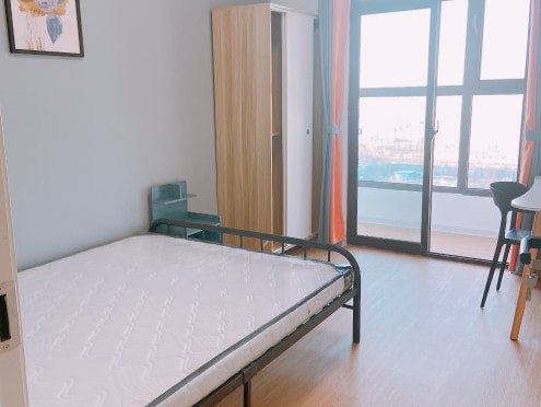 合租·林溪花园·伊电置业 5居室 南卧