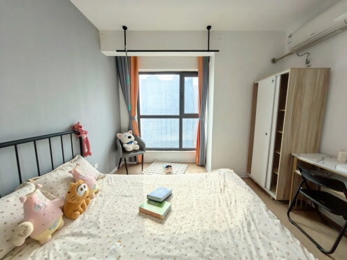 合租·泉舜·润泉苑 5居室 南卧