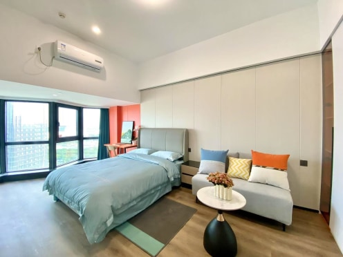 独栋·世园梧桐公寓 砂之船奥莱店 西安交通大学浐灞右岸学校 进店折上折 可短租可月付 免费厨房 开间