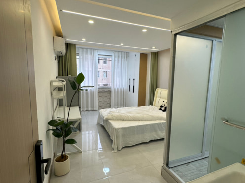 合租·莲花新村三区 4居室 南卧