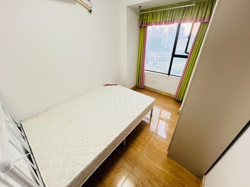 合租·中信城左岸 5居室 南卧