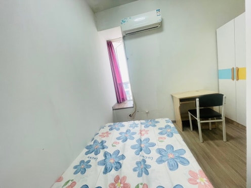 合租·宁馨园 5居室 南卧