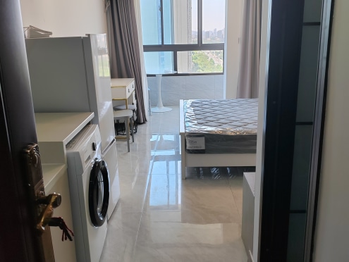 独栋·多宝公寓 涌鑫三店 地铁口精装一室房，押一付一，优质房 1室1厅