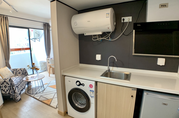 首月立减！ 大阳台采光好.可养宠物  前山河环宇城附近 押一