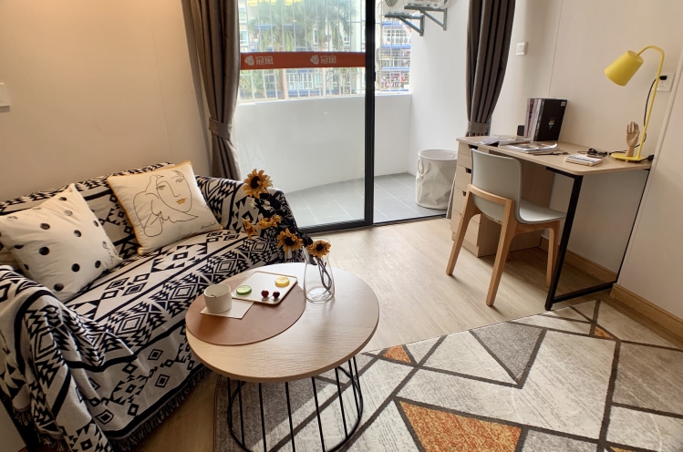 首月立减！ 大阳台采光好.可养宠物  前山河环宇城附近 押一