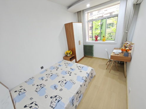 合租·吉祥小区(雁塔) 3居室 南卧