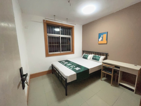 合租·青龙河小区东区 4居室 东北卧