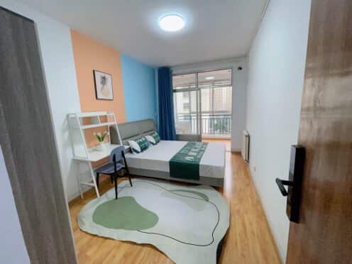 合租·金河社区西区 5居室 南卧