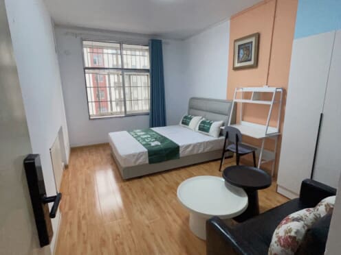 合租·金河社区西区 5居室 南卧