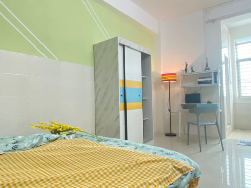 独栋·居+公寓 百姓8号店 近环球，印象汇对面漂亮大单间，周边环境安静 开间