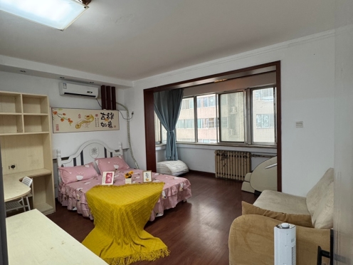 合租·省建行朱雀路家属院 5居室 南卧