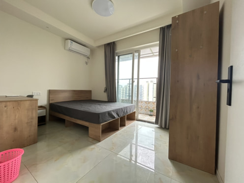 合租·雅砻阳光花园 5居室 南卧