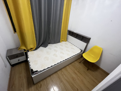 合租·奥园城市天地 4居室 南卧