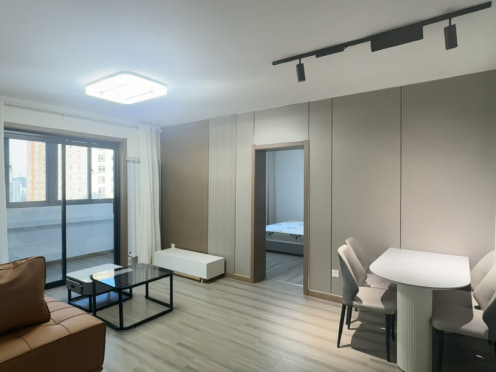 独栋·久拾公寓 久拾公寓逸品华府店 可停车铁路局 电梯 鸿嘉国际 五十四中 环球中心 2室1厅